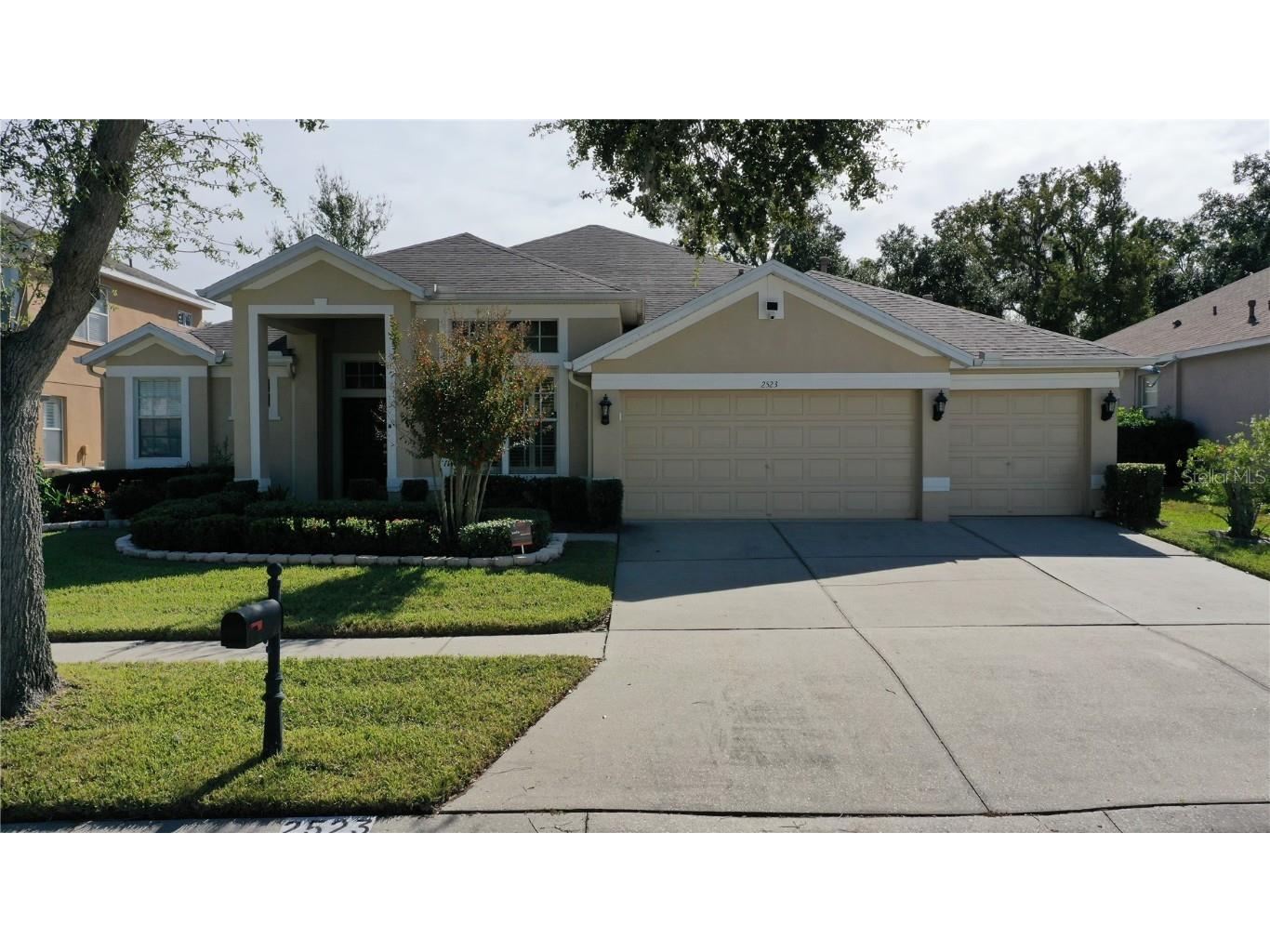 2523 Bonterra Boulevard Valrico FL 33594 TB8447250 image1