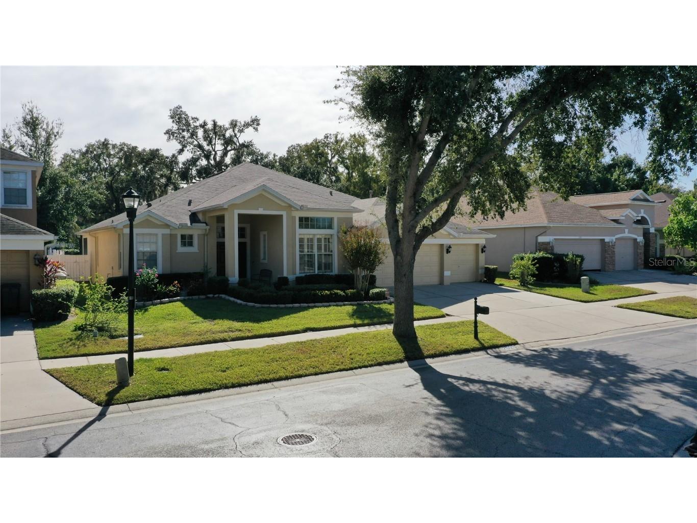 2523 Bonterra Boulevard Valrico FL 33594 TB8447250 image57