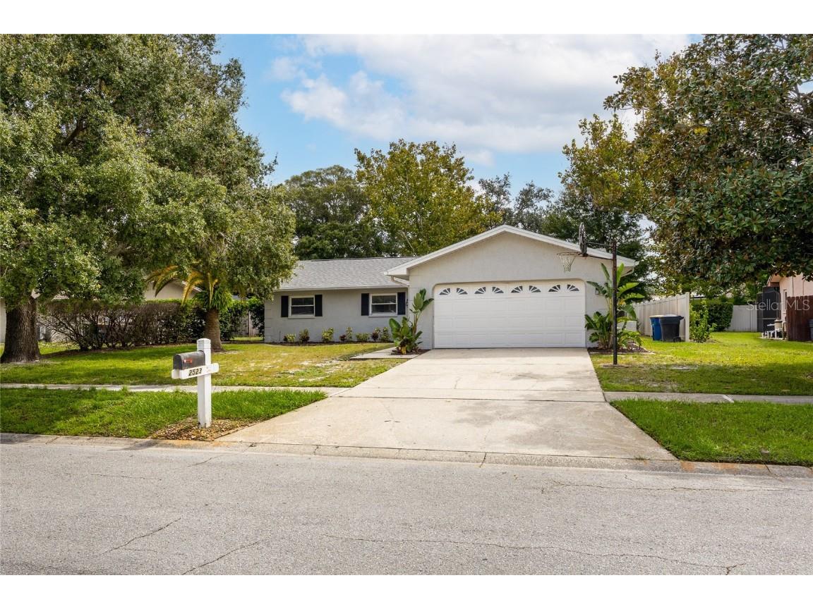 2523 Cypress Bend Dr W Clearwater FL 33761 TB8301850 image1