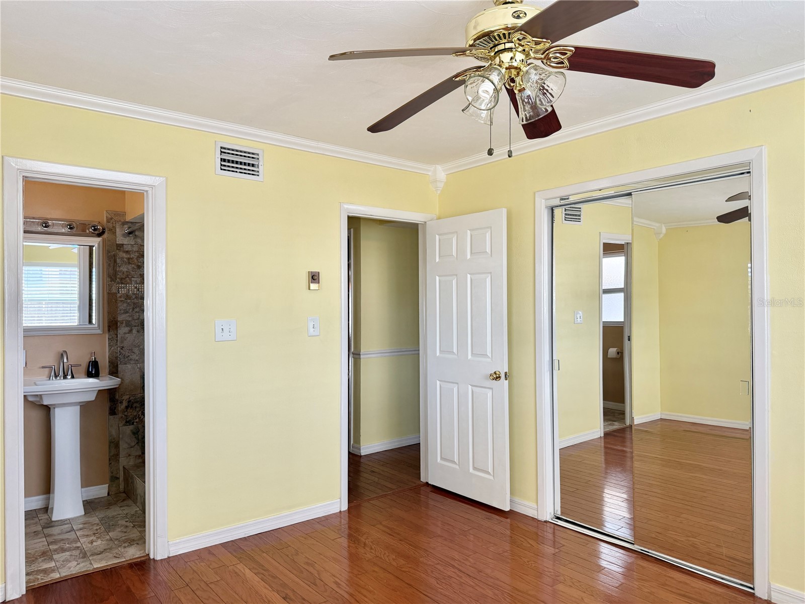 2523 Krueger Ln Tampa FL 33618 TB8509338 image25