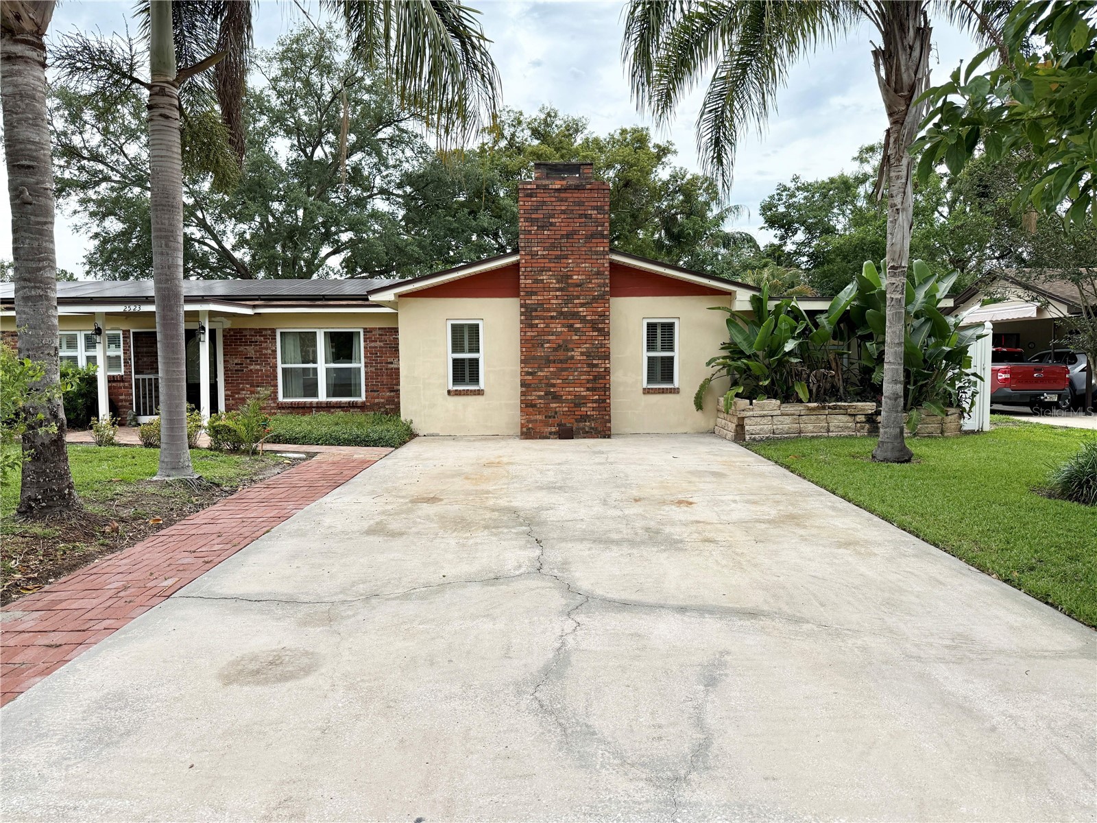 2523 Krueger Ln Tampa FL 33618 TB8509338 image3