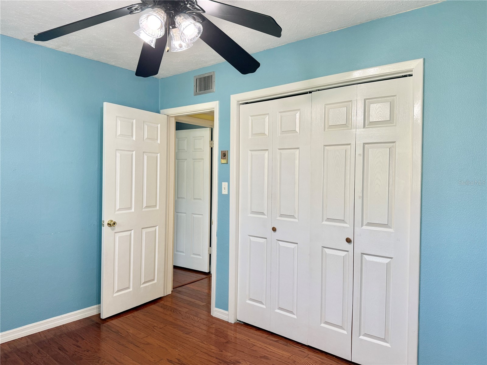 2523 Krueger Ln Tampa FL 33618 TB8509338 image35
