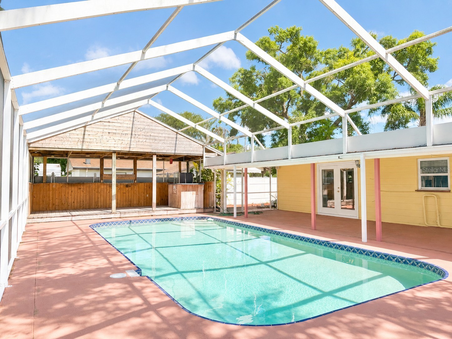 2523 Krueger Ln Tampa FL 33618 TB8509338 image38