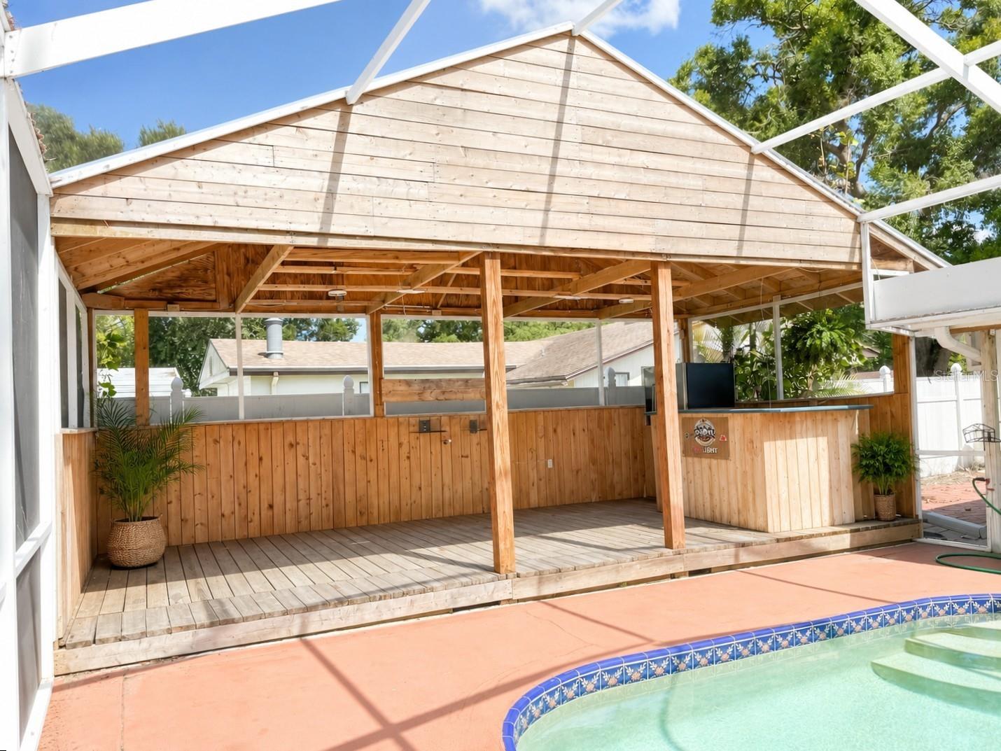 2523 Krueger Ln Tampa FL 33618 TB8509338 image40