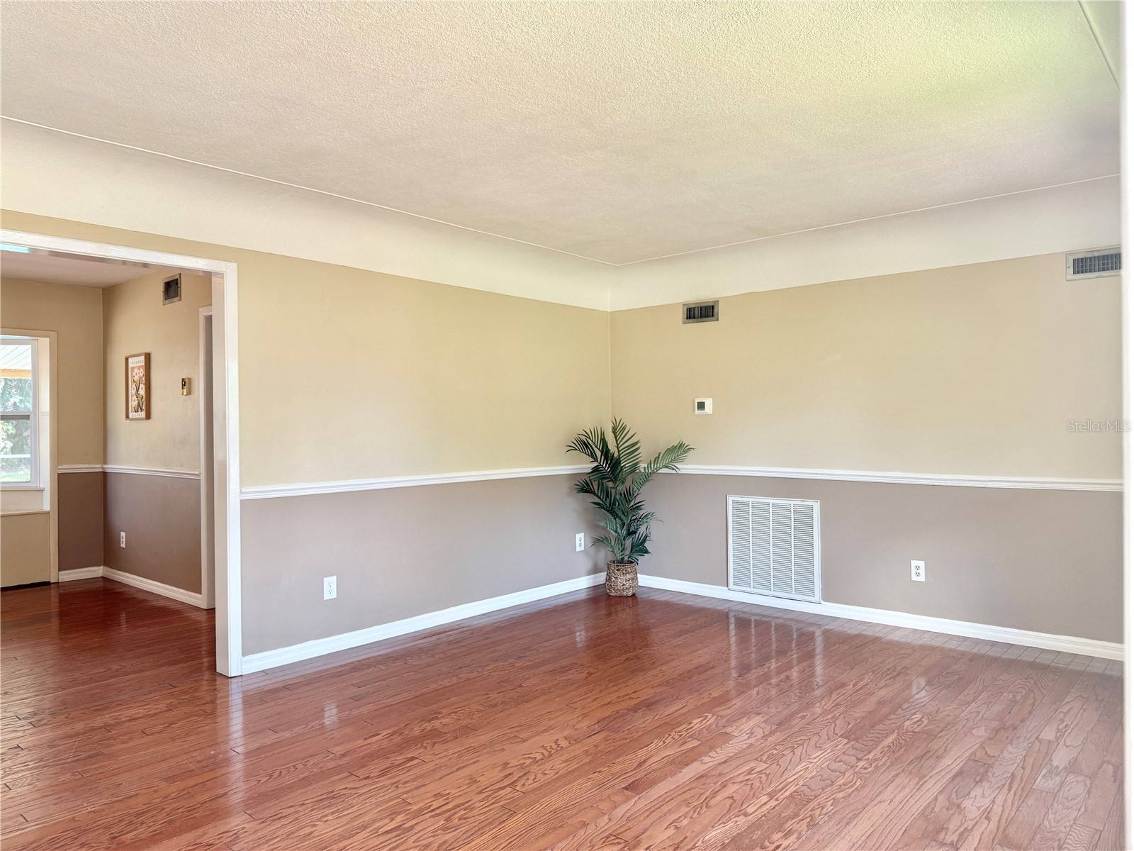 2523 Krueger Ln Tampa FL 33618 TB8509338 image7