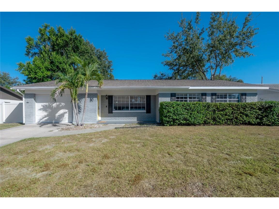 2523 Lake Ellen Circle Tampa FL 33618 TB8438638 image1