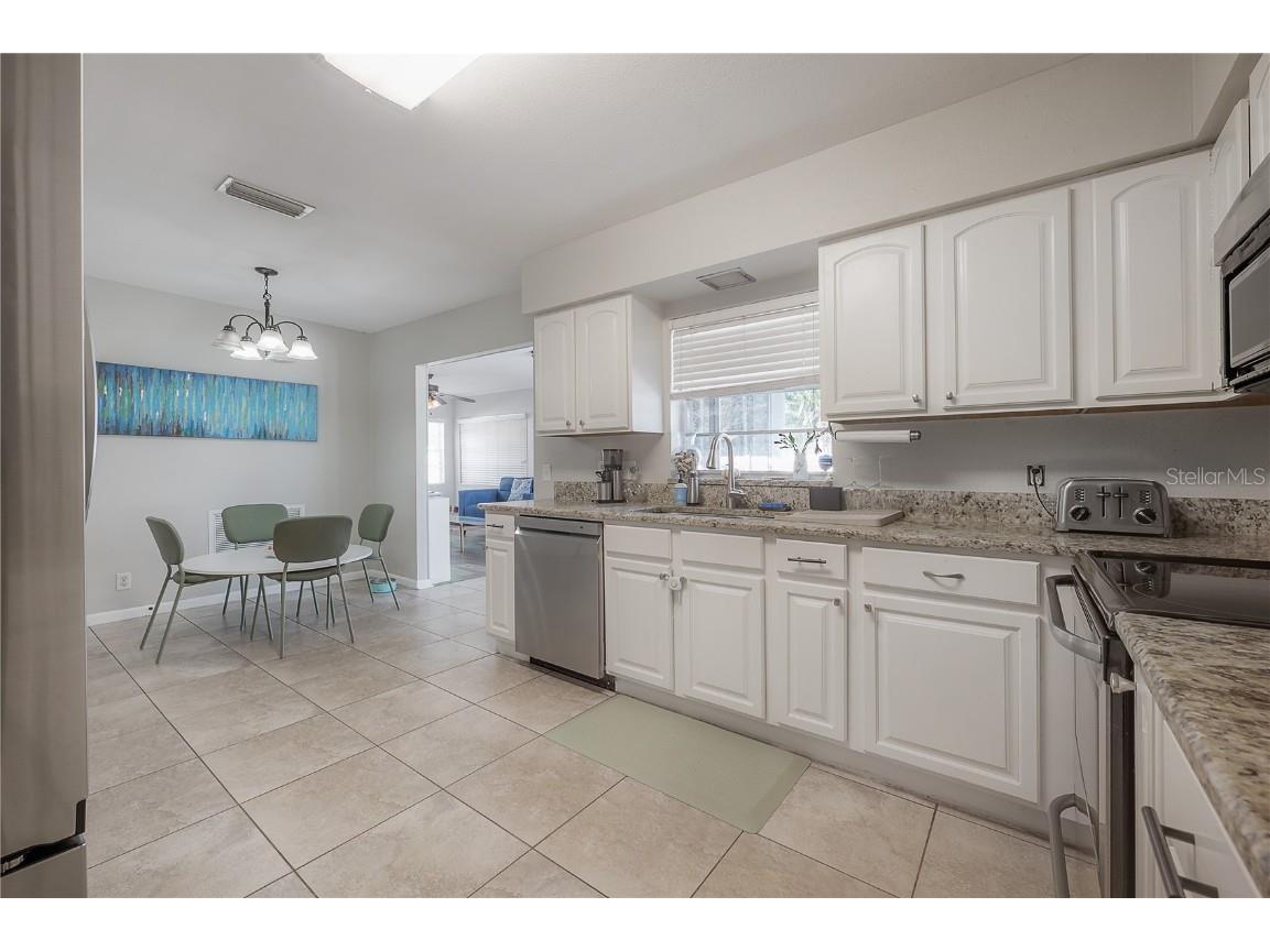 2523 Lake Ellen Circle Tampa FL 33618 TB8438638 image6