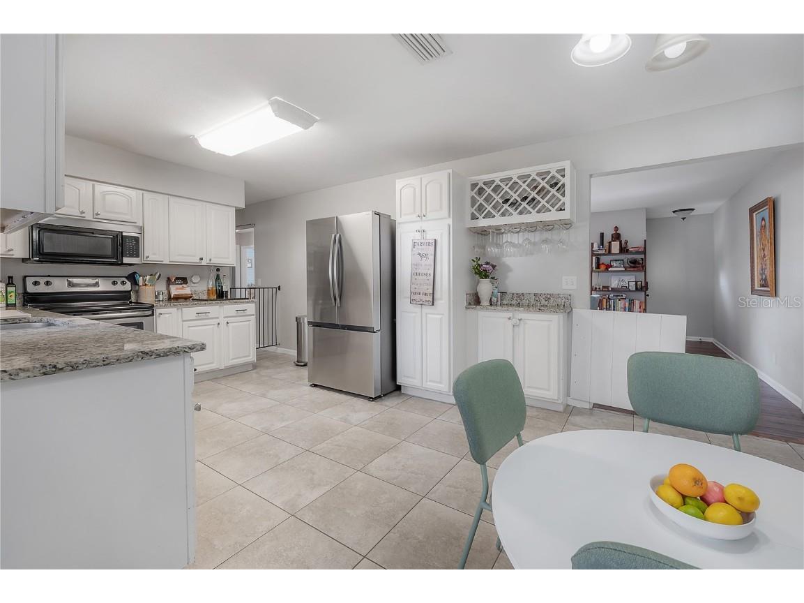 2523 Lake Ellen Circle Tampa FL 33618 TB8438638 image7