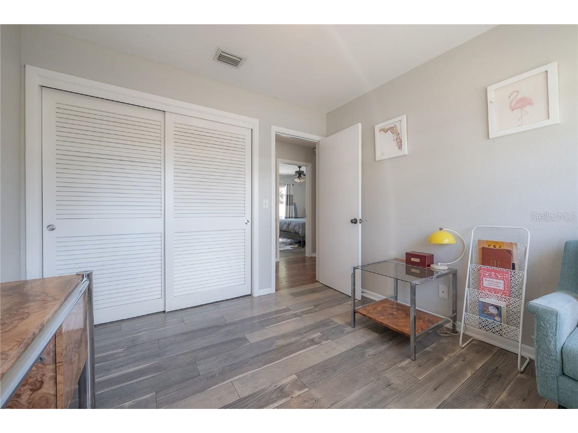 2523 Lake Ellen Circle Tampa FL 33618 TB8452267 image24