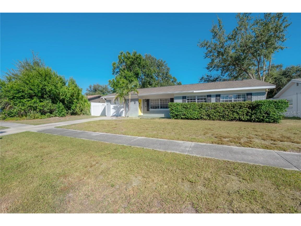 2523 Lake Ellen Circle Tampa FL 33618 TB8452267 image44