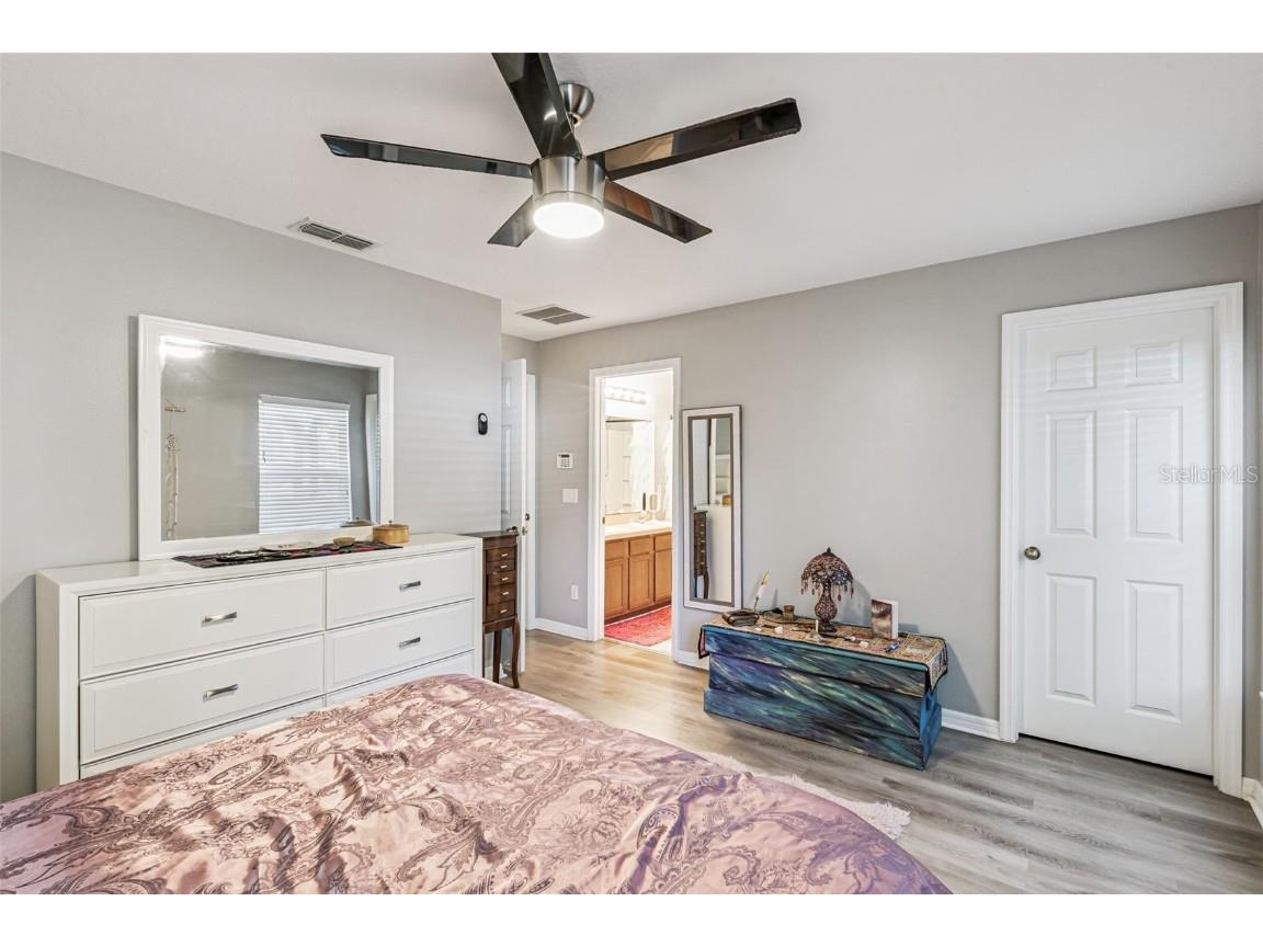 2523 Martins Run Tavares FL 32778 O6358715 image11