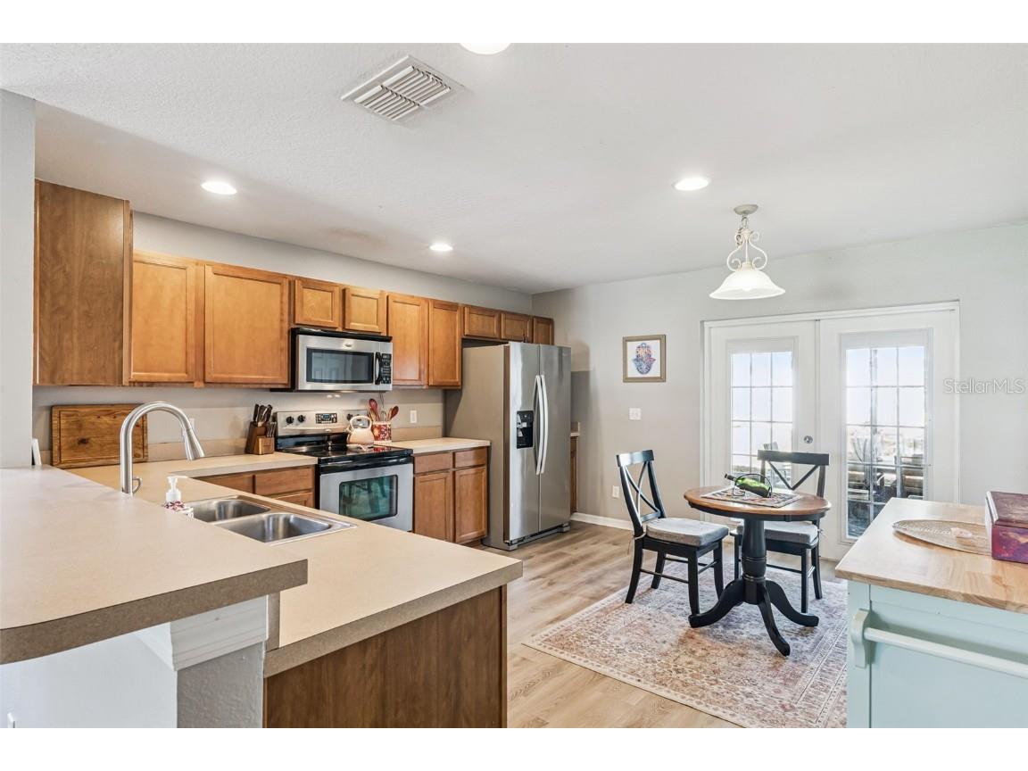 2523 Martins Run Tavares FL 32778 O6358715 image9