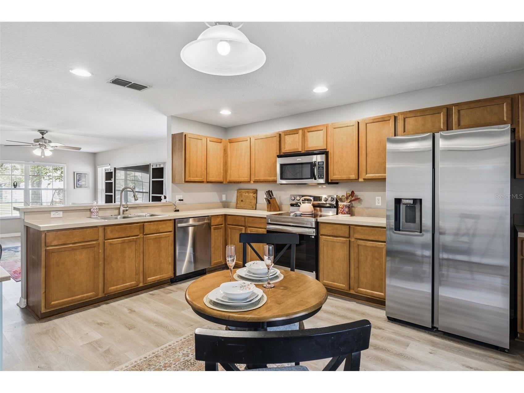 2523 Martins Run Tavares FL 32778 O6409745 image10