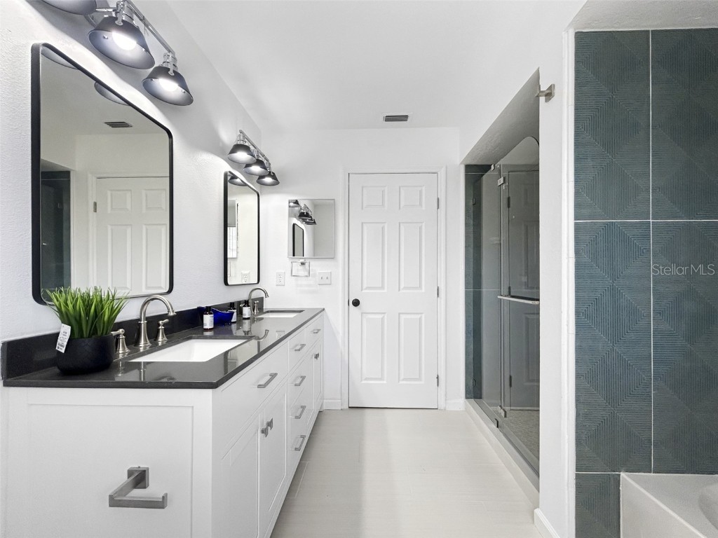 2523 Northfield Lane Clearwater FL 33761 TB8362390 image25