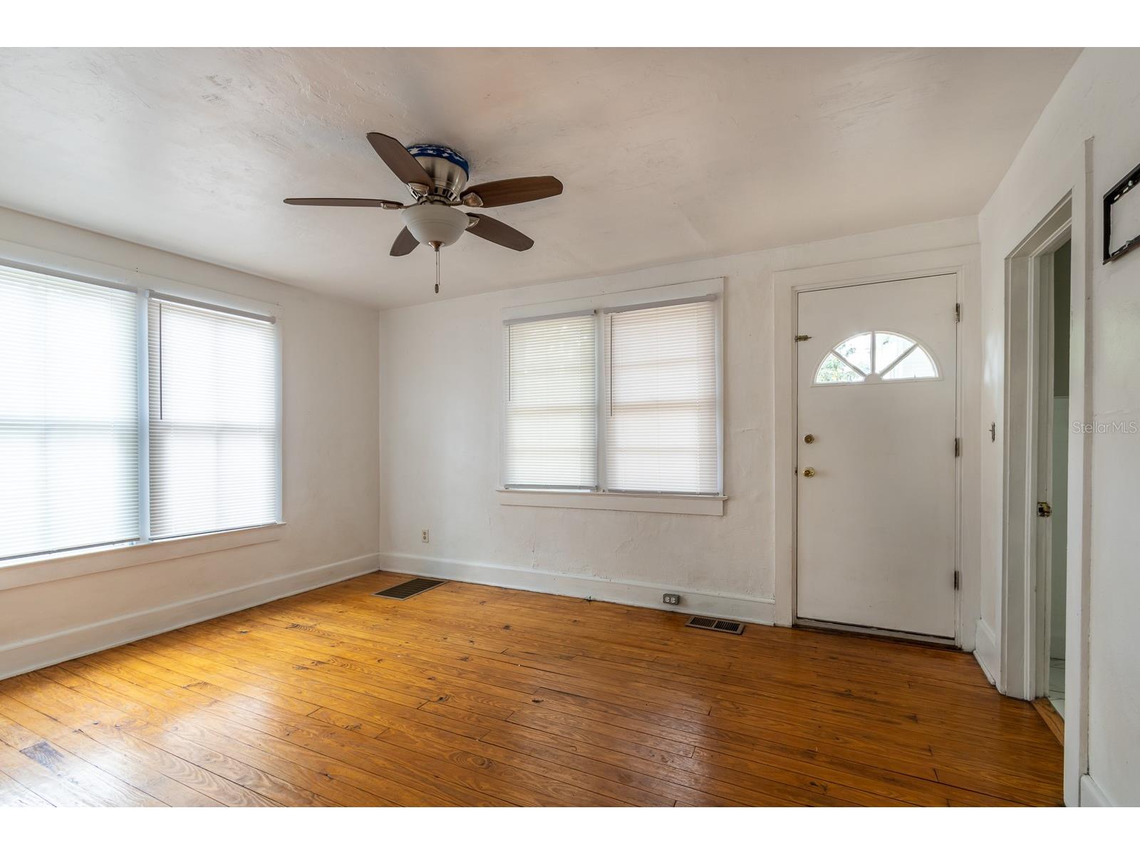 2523 NW 6th Street #3 Gainesville FL 32609 GC537751 image4