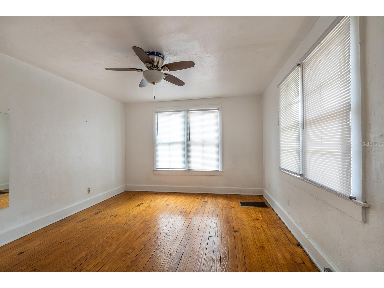 2523 NW 6th Street #3 Gainesville FL 32609 GC537751 image5