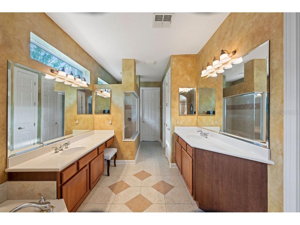 2523 Saint Ignatius Court Orlando FL 32835 O6395846 image24