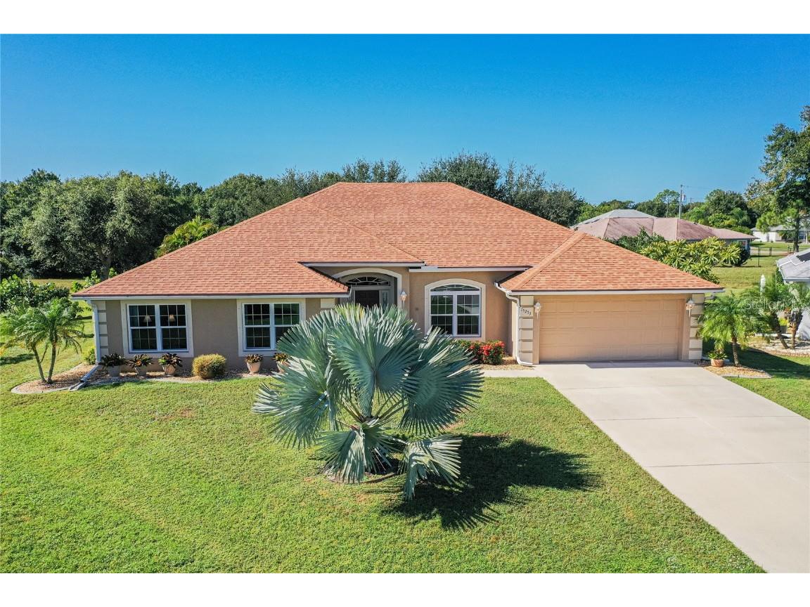 25233 Padre Lane Punta Gorda FL 33983 C7451087 image1