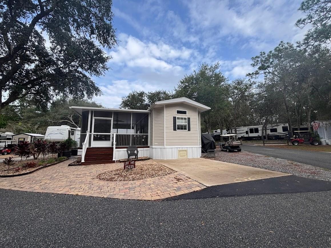 25235 NE 143rd Place #145 Salt Springs FL 32134 - LITTLE LAKE KERR OM720883 image1