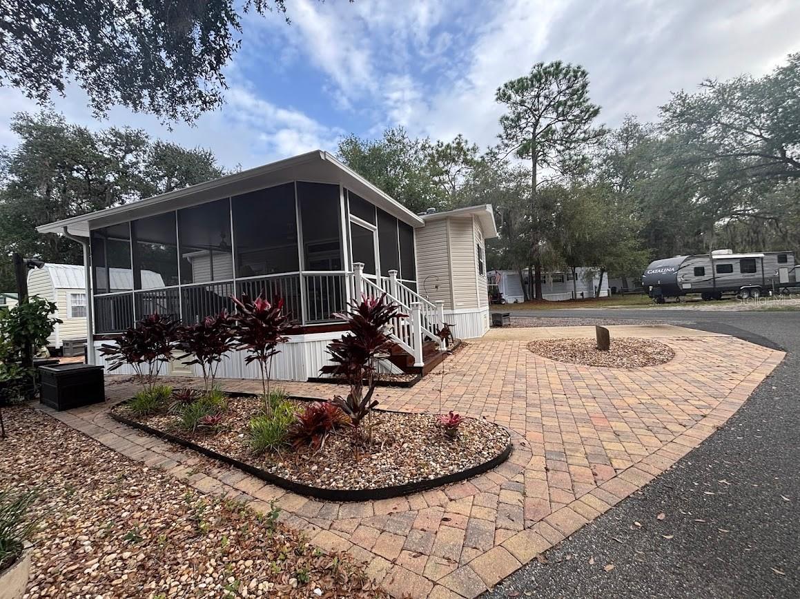 25235 NE 143rd Place #145 Salt Springs FL 32134 - LITTLE LAKE KERR OM720883 image2
