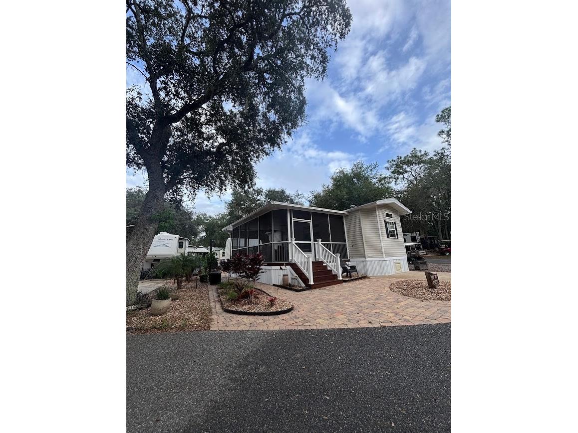 25235 NE 143rd Place #145 Salt Springs FL 32134 - LITTLE LAKE KERR OM720883 image4