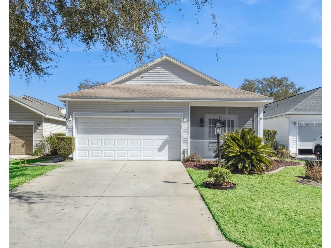 25239 Cranes Roost Circle Leesburg FL 34748 G5107978 image1