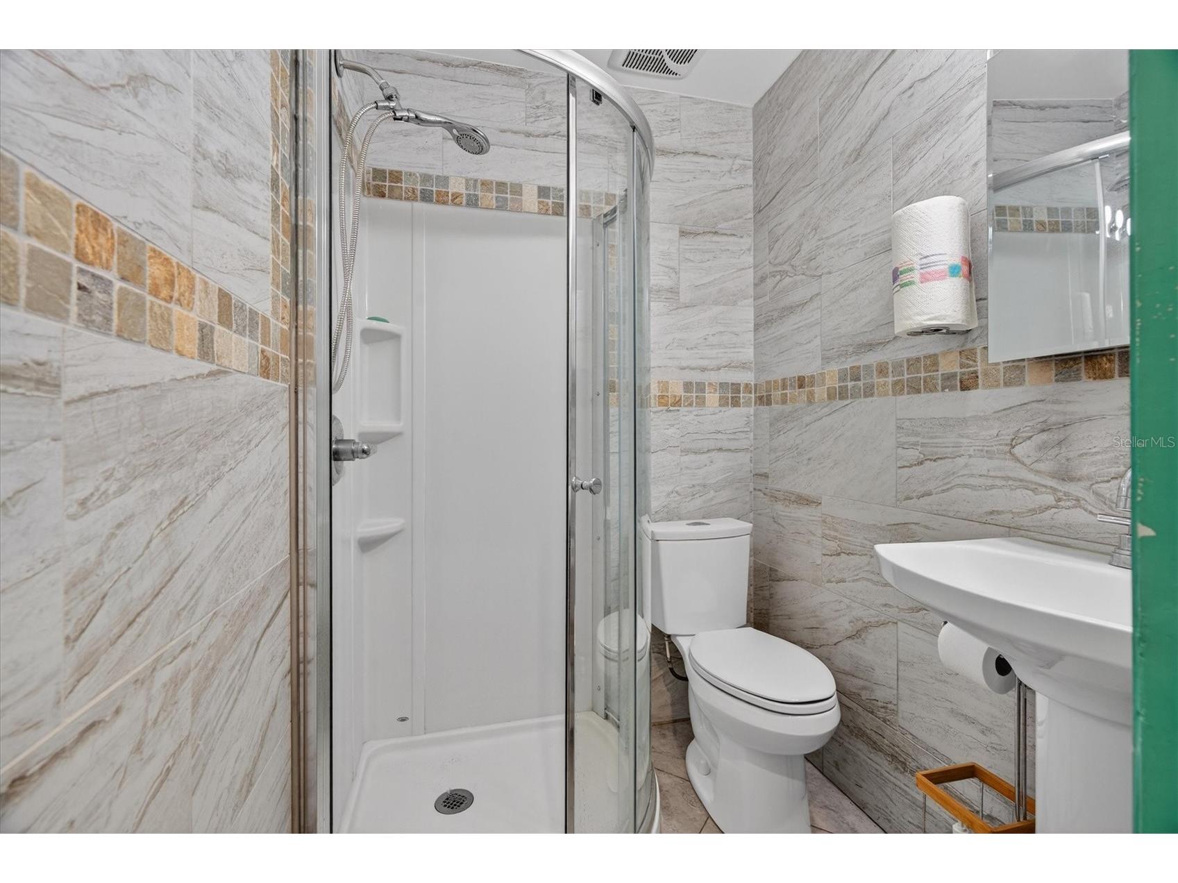 2524 Albion Avenue Orlando FL 32833 O6377864 image31