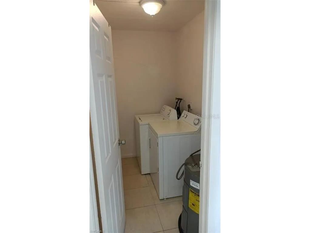 2524 Congress Street #4 Fort Myers FL 33901 C7528448 image7