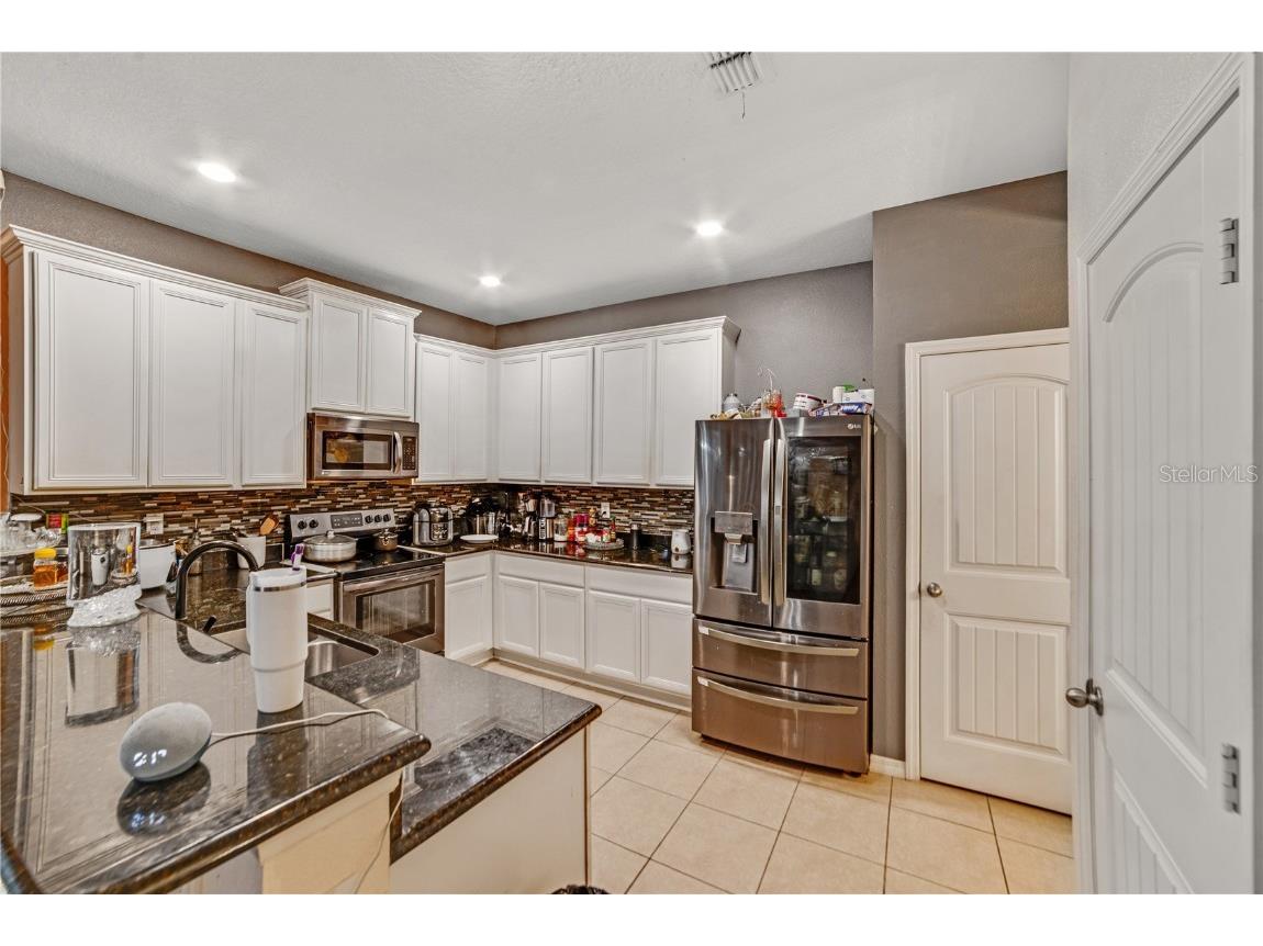 2524 Interlock Drive Kissimmee FL 34741 V4945986 image6