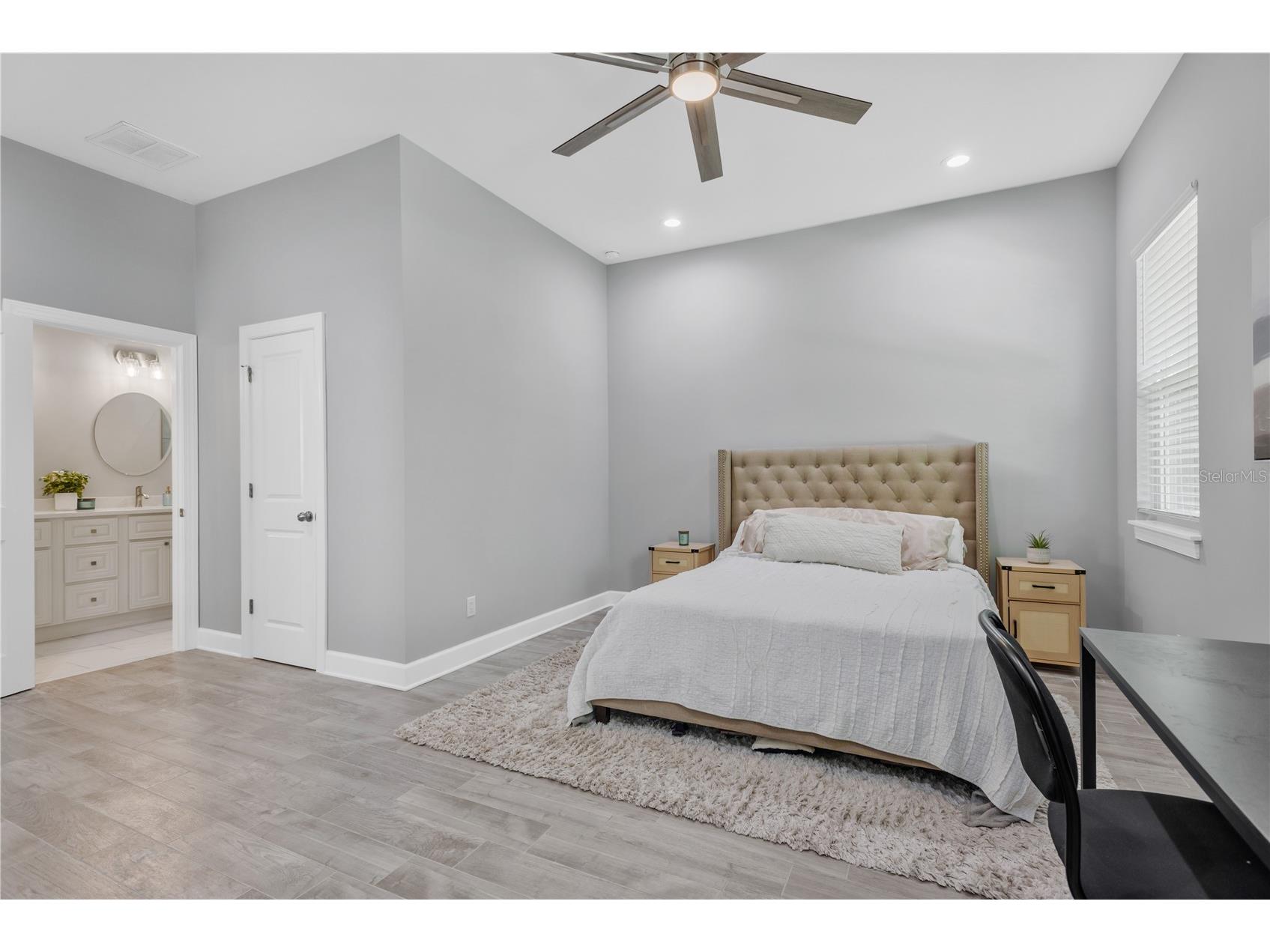 2524 Lake Ellen Lane Tampa FL 33618 TB8514334 image10