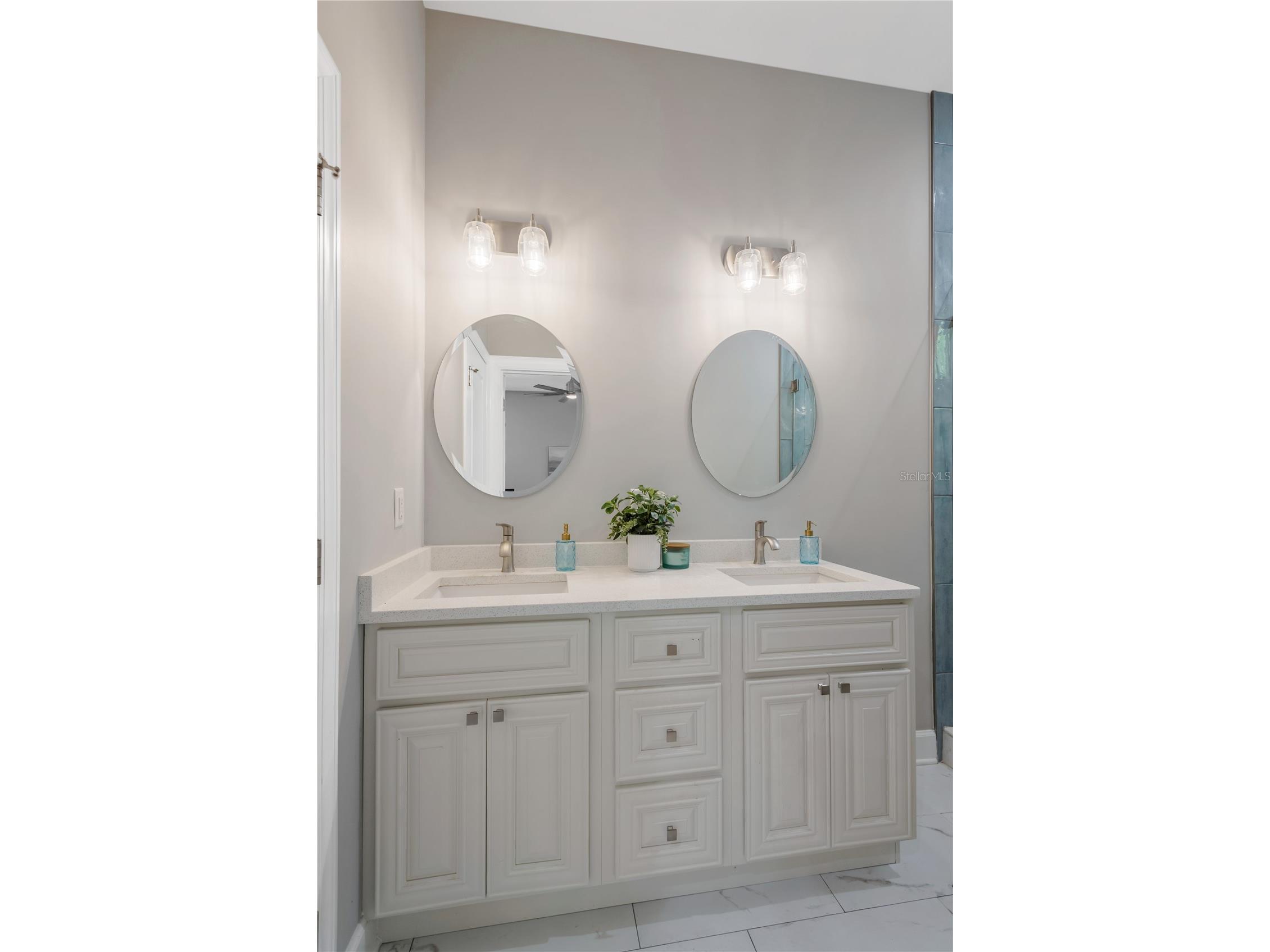 2524 Lake Ellen Lane Tampa FL 33618 TB8514334 image14