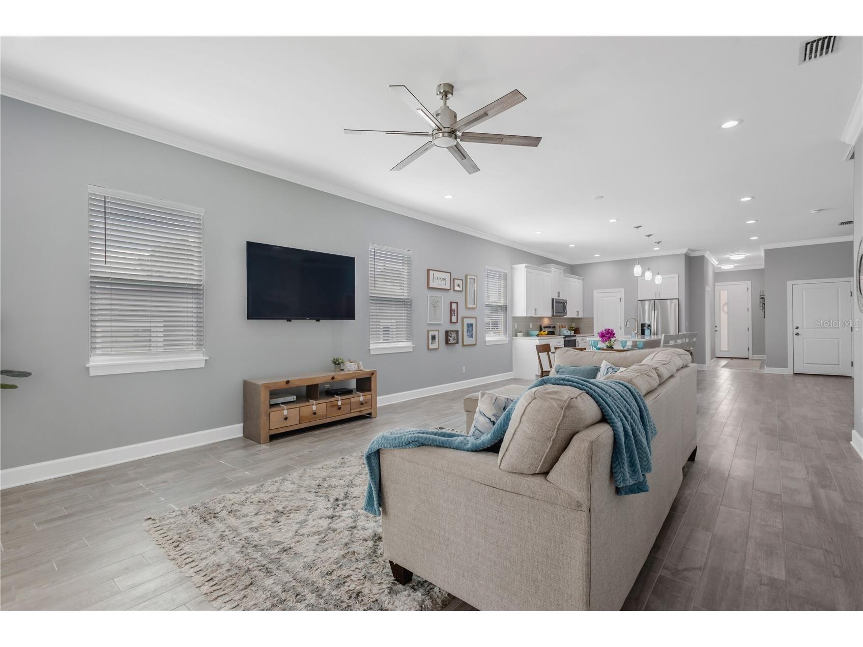 2524 Lake Ellen Lane Tampa FL 33618 TB8514334 image8