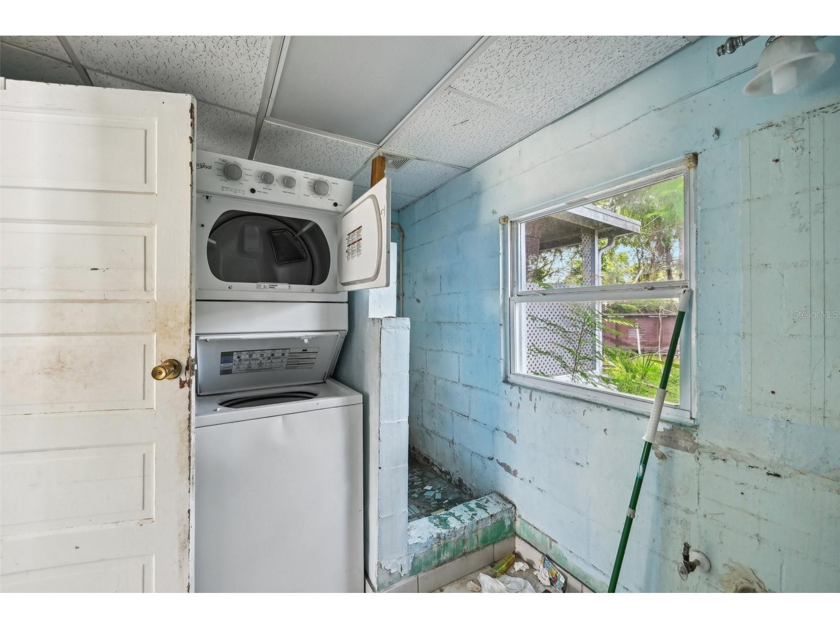 2524 Novus Street Sarasota FL 34237 TB8505680 image15