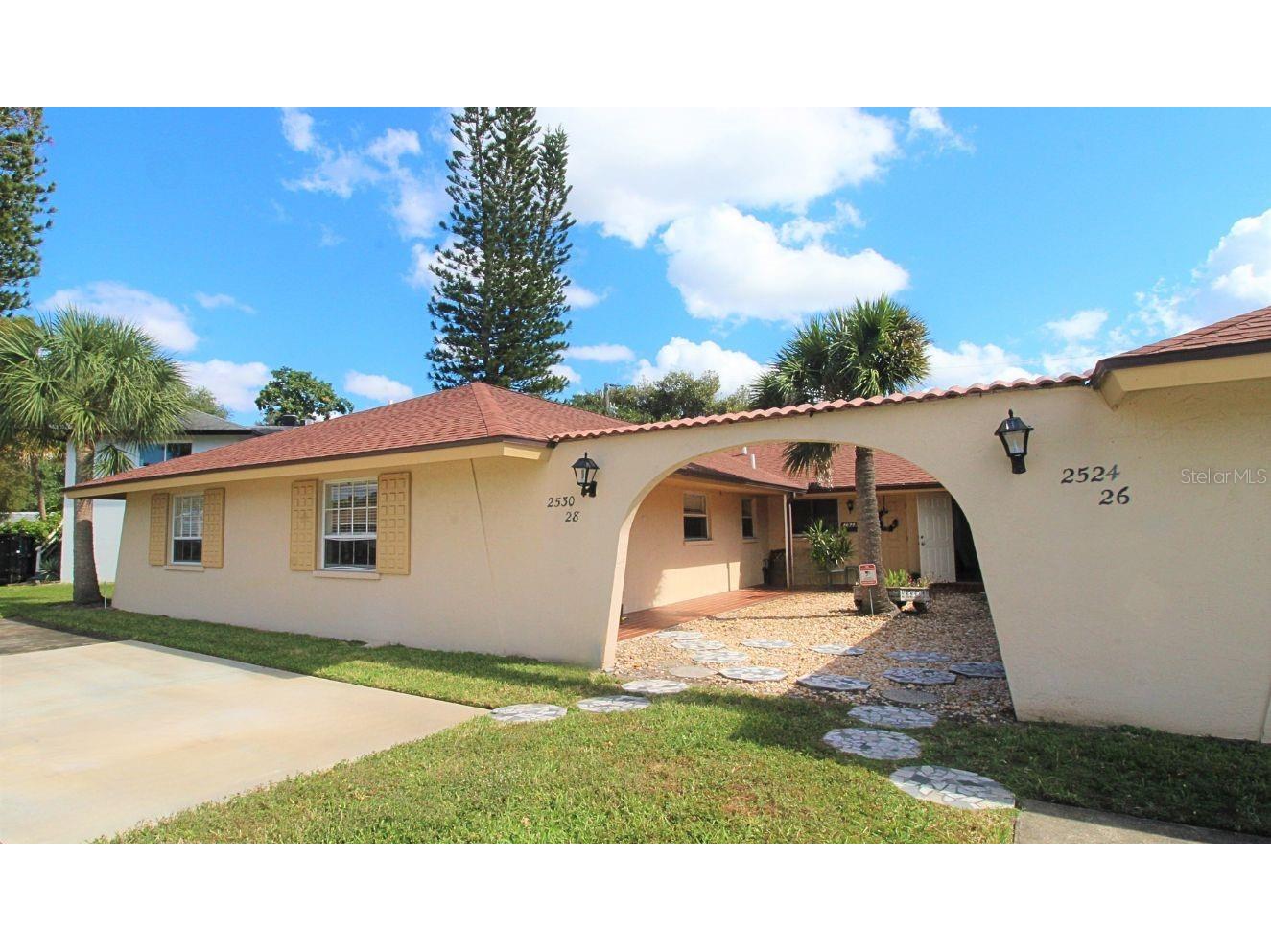 2524 Terry Lane Sarasota FL 34231 A4617445 image1