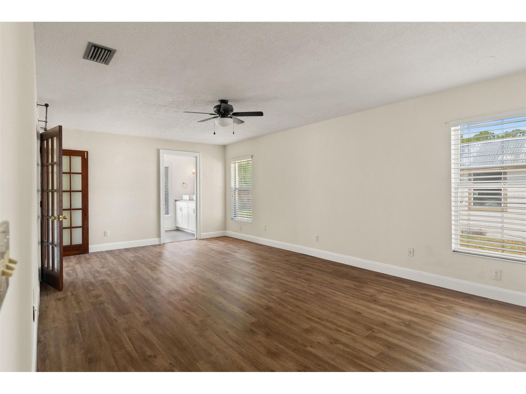 2524 Victarra Circle Lutz FL 33559 TB8491334 image10