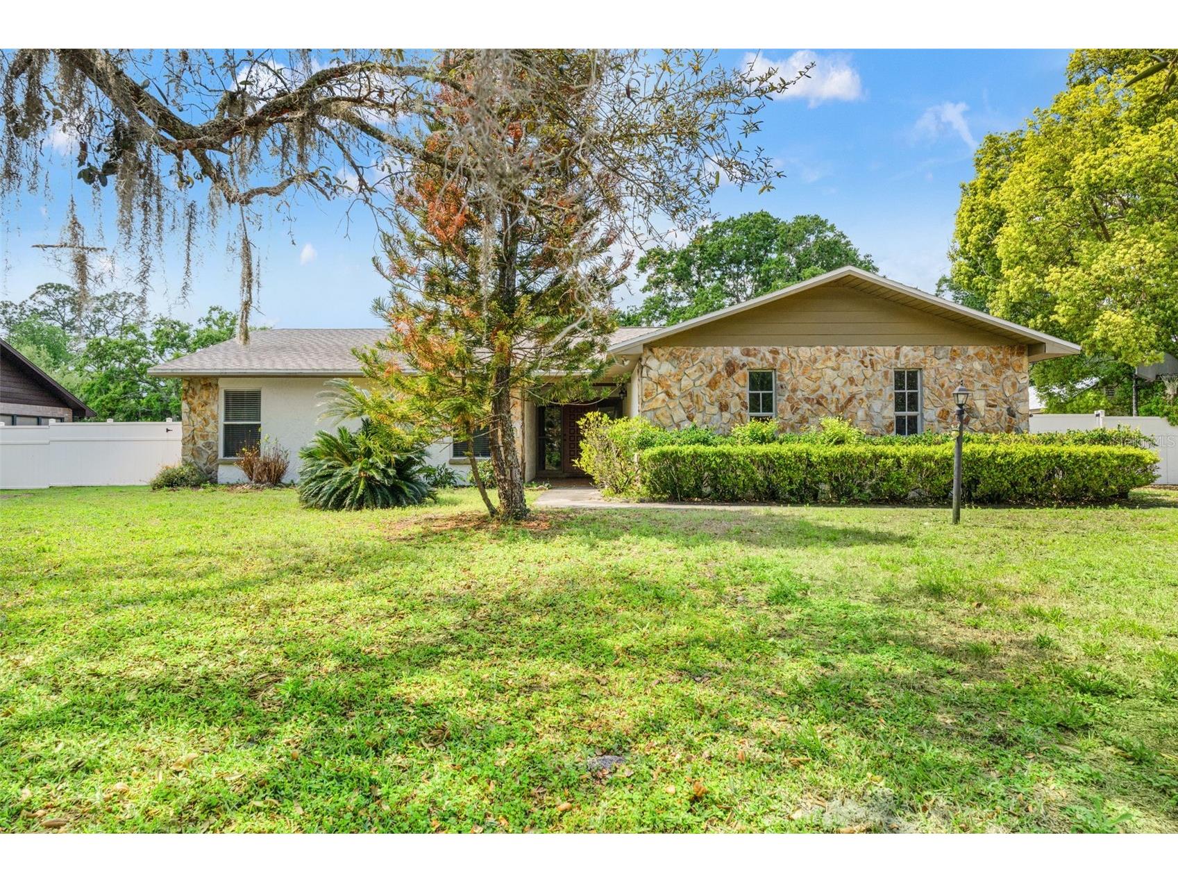 2524 Victarra Circle Lutz FL 33559 TB8491334 image2