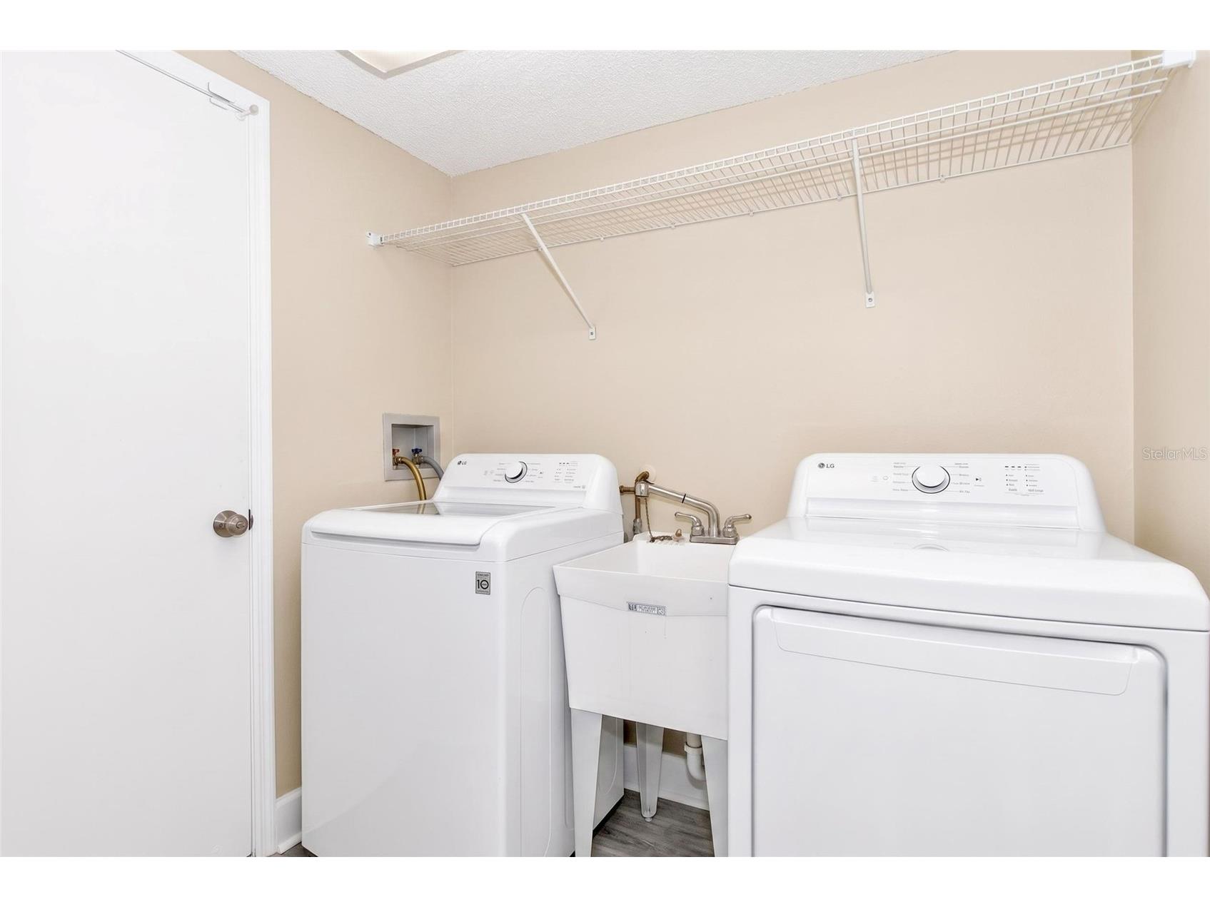 2524 W Brook Lane Clearwater FL 33761 TB8519361 image25