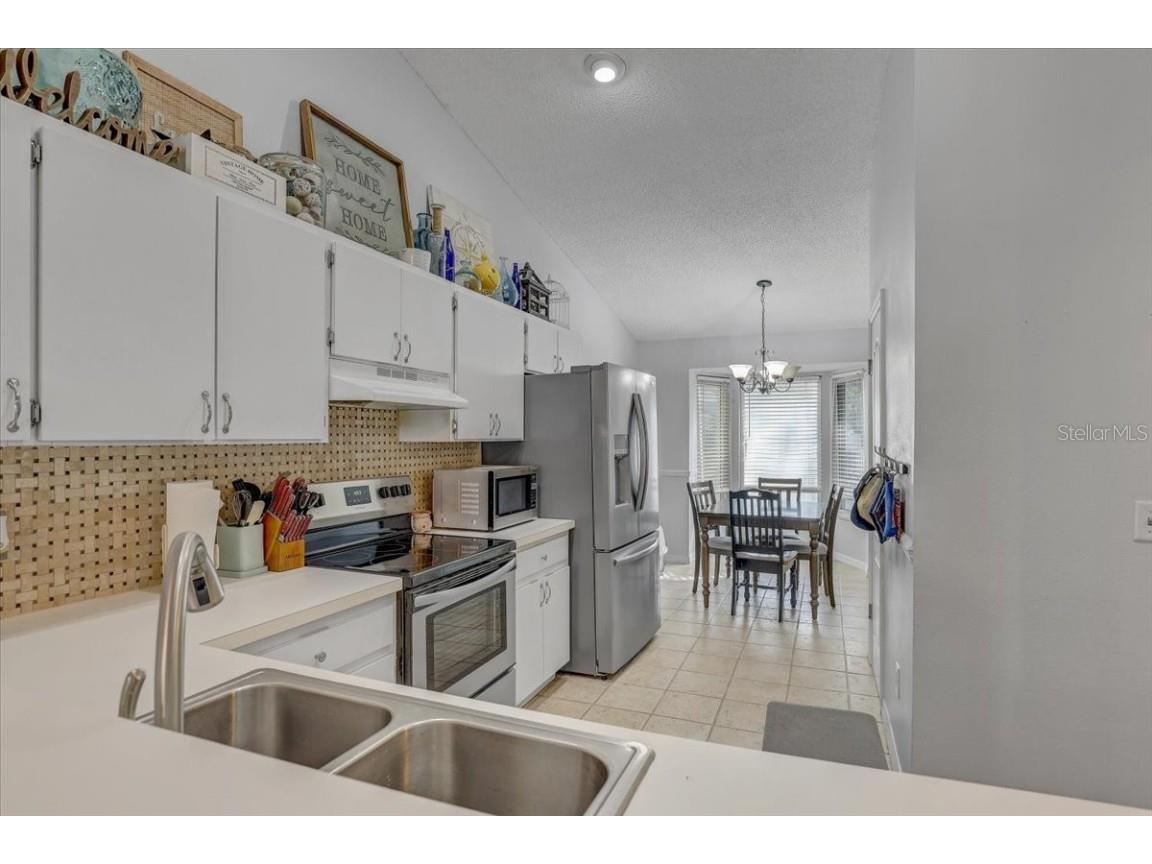 2524 Wrencrest Circle Valrico FL 33596 TB8443326 image10