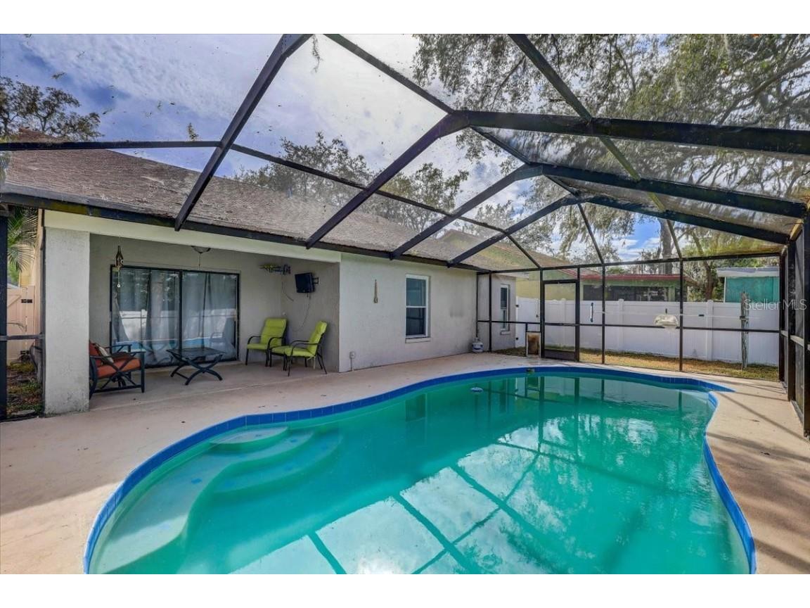 2524 Wrencrest Circle Valrico FL 33596 TB8443326 image25