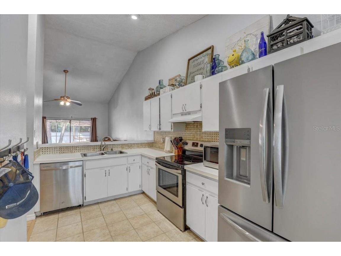 2524 Wrencrest Circle Valrico FL 33596 TB8443326 image9