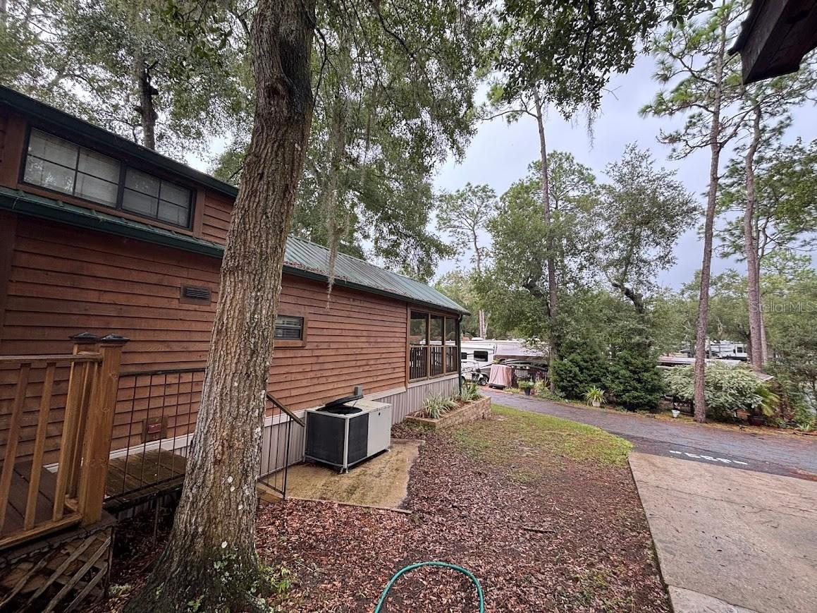 25246 NE 143rd Street #181 Salt Springs FL 32134 - LITTLE LAKE KERR OM720885 image2