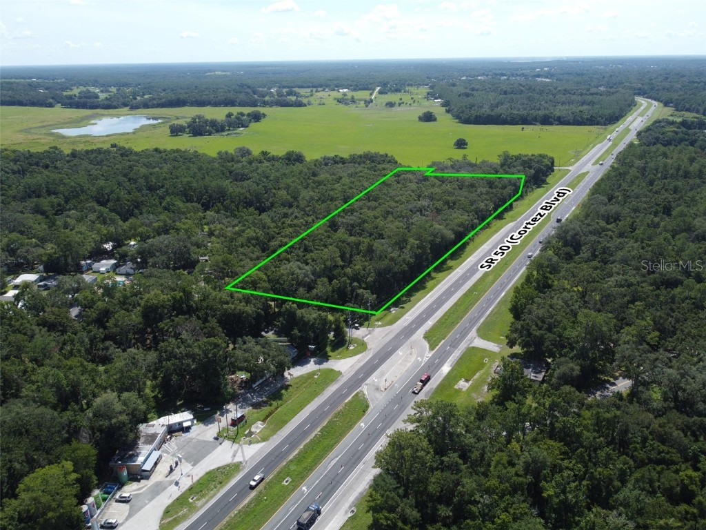 25247 Cortez Boulevard Brooksville FL 34601 W7877205 image3