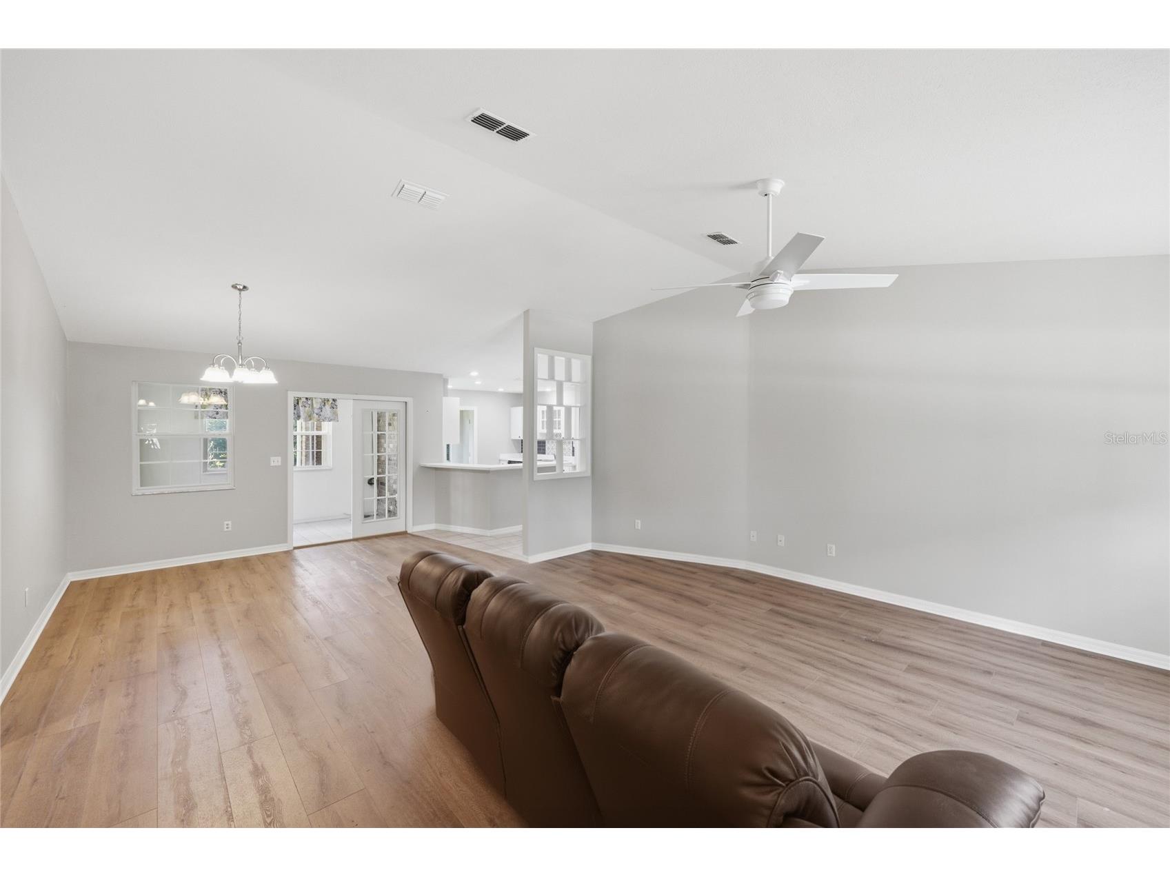 25249 SW 18th Avenue Newberry FL 32669 GC541464 image5