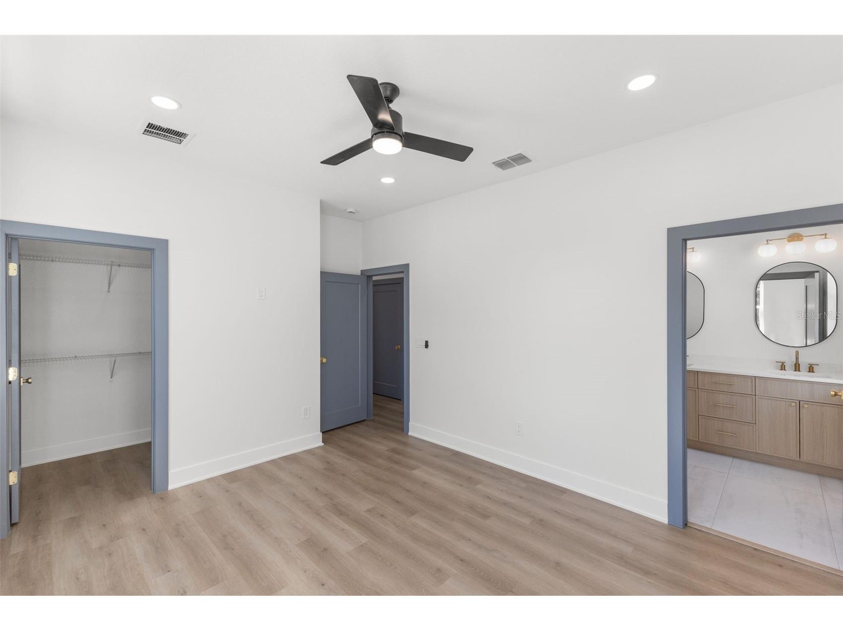 2525 13th Avenue N Saint Petersburg FL 33713 TB8445192 image11