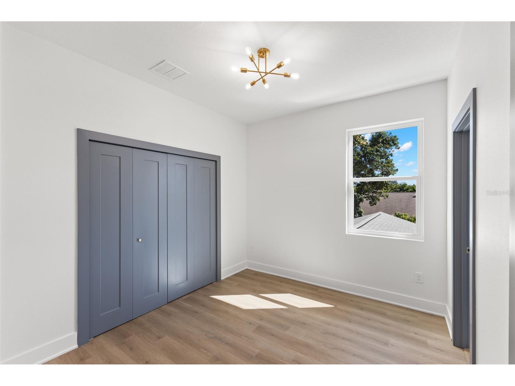 2525 13th Avenue N Saint Petersburg FL 33713 TB8445192 image13