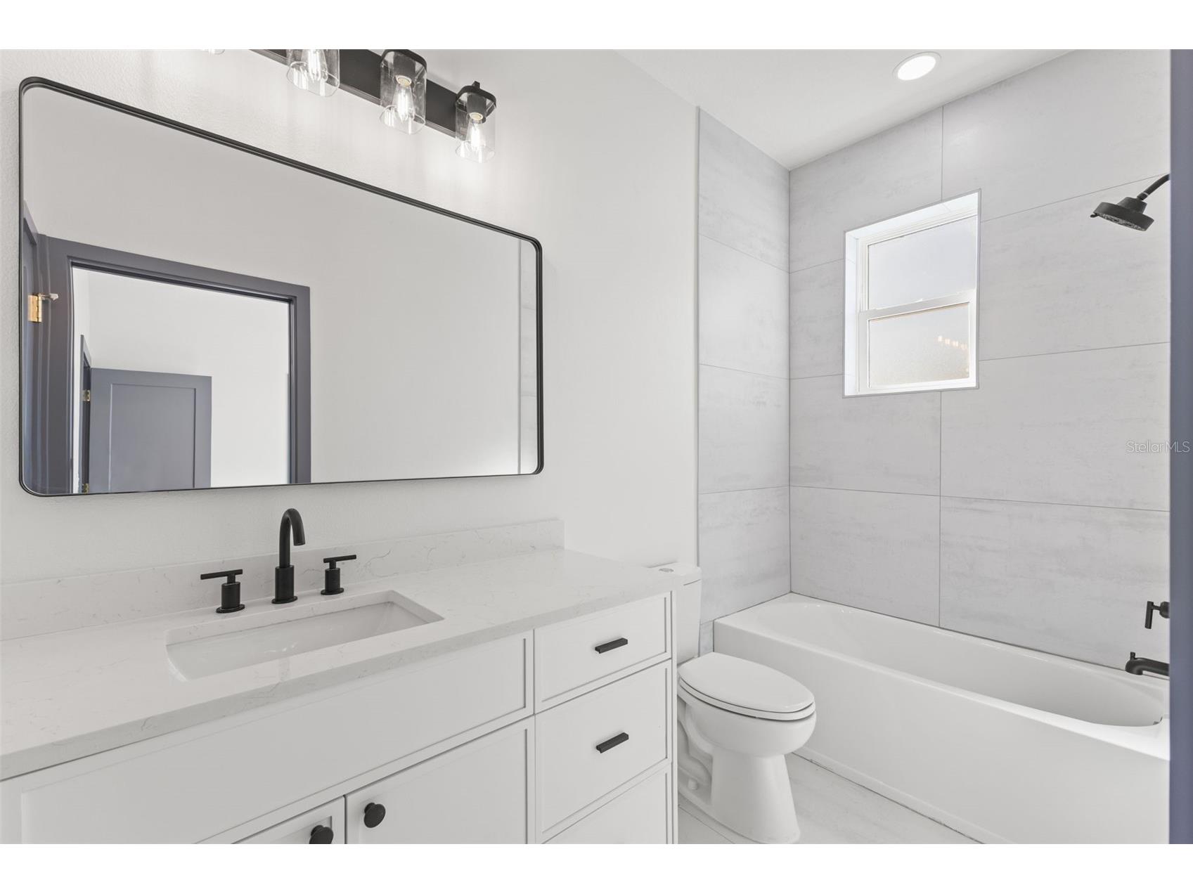 2525 13th Avenue N Saint Petersburg FL 33713 TB8445192 image14