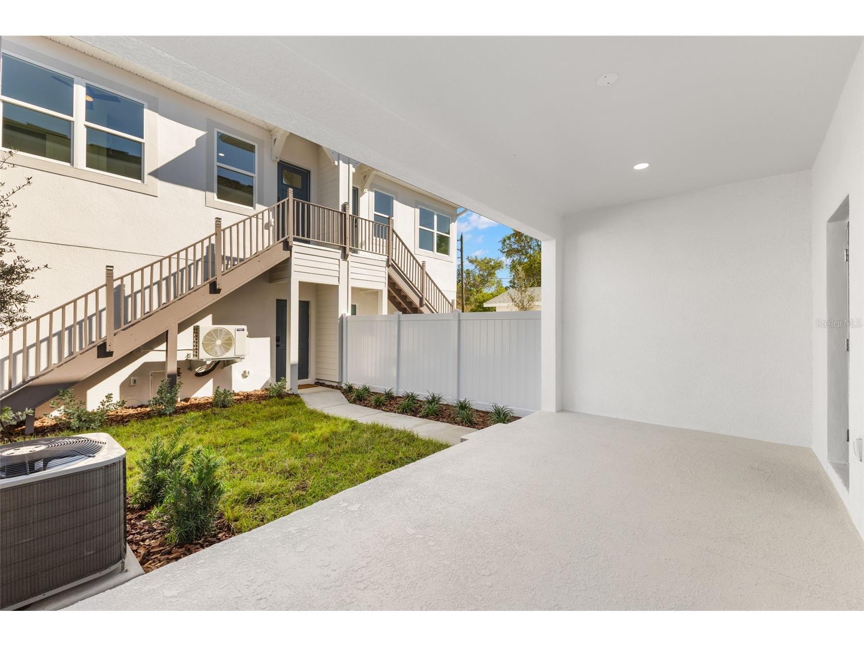 2525 13th Avenue N Saint Petersburg FL 33713 TB8445192 image28