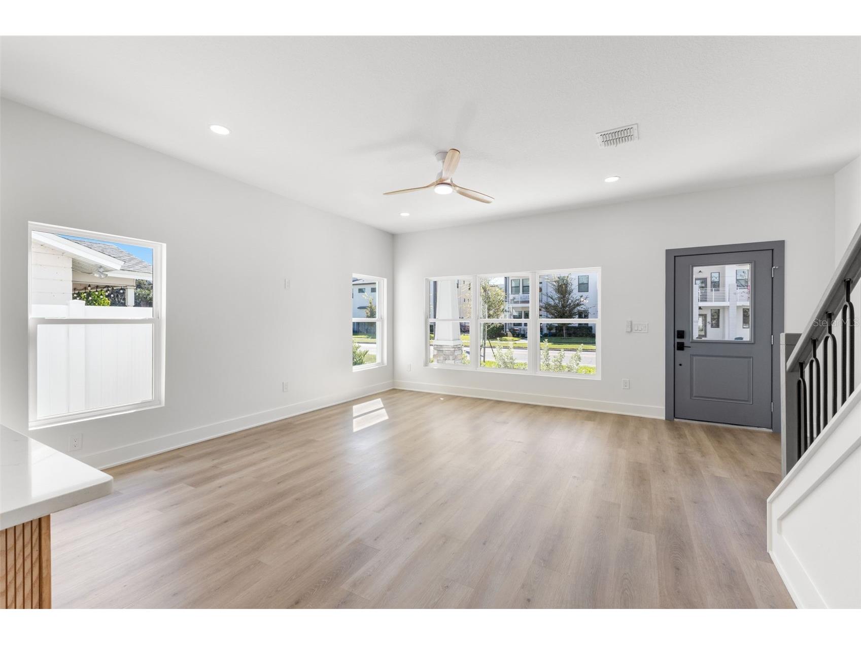 2525 13th Avenue N Saint Petersburg FL 33713 TB8445192 image6