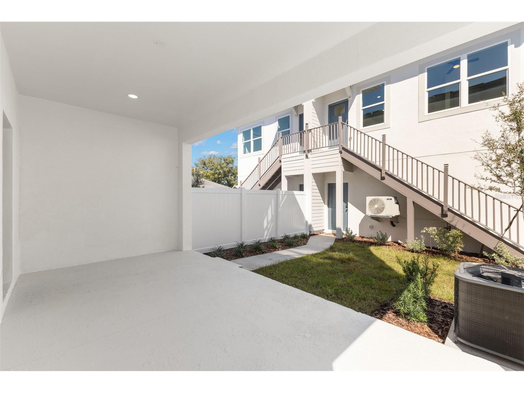 2525 13th Avenue N Saint Petersburg FL 33713 TB8445192 image9