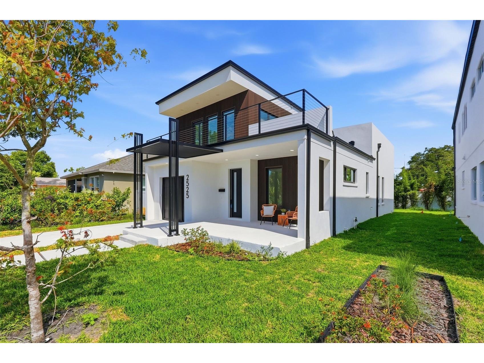 2525 18th Avenue N Saint Petersburg FL 33713 TB8495183 image1